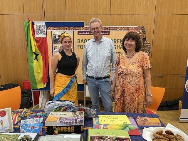 Baobab Children Foundation mit dem Bürgermeister