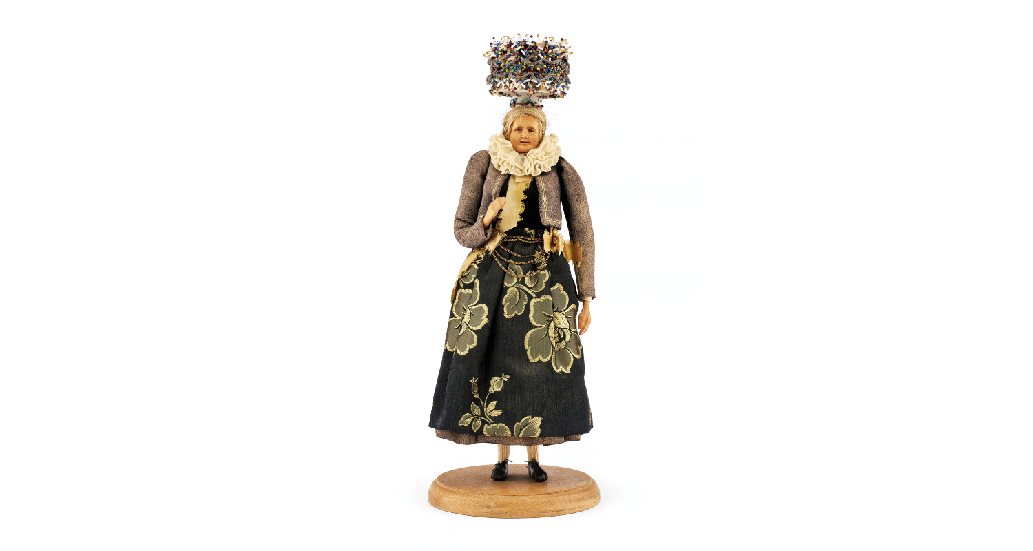 Augustinermuseum Frau in Tracht