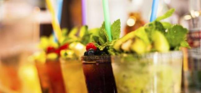 flyinbar cocktails2 freiburg