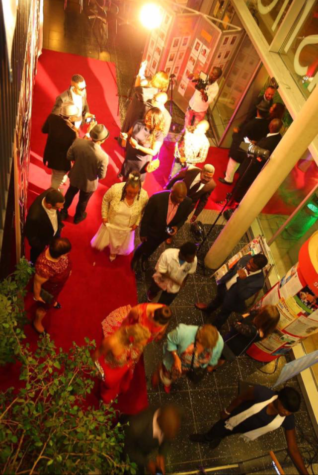 Zero Deal roter Teppich2