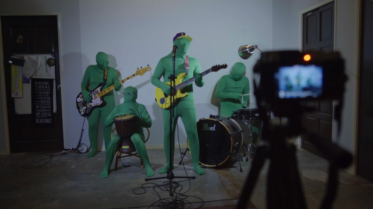 20.06.25_Queer as Punk1